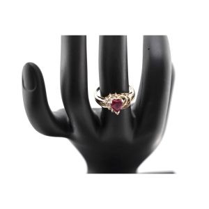 925 Sterling Silver Ruby & Quartz Ring Size 7