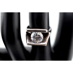 925 Sterling Silver Quartz Solitaire Ring Size 6.25